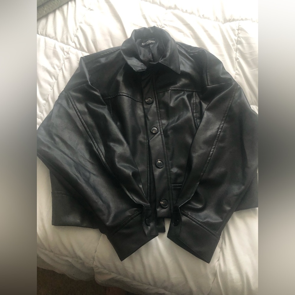 Kittenish Black Leather Jacket Size Medium